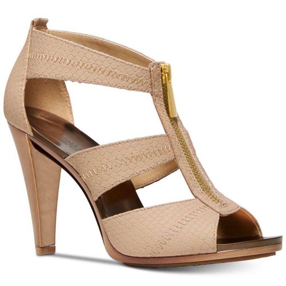 Michael Kors~Berkley T Strap, Nude, 4"